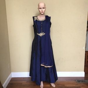 🚨 sold 🚨 Elegant Anarkali Dress in Navy Blue